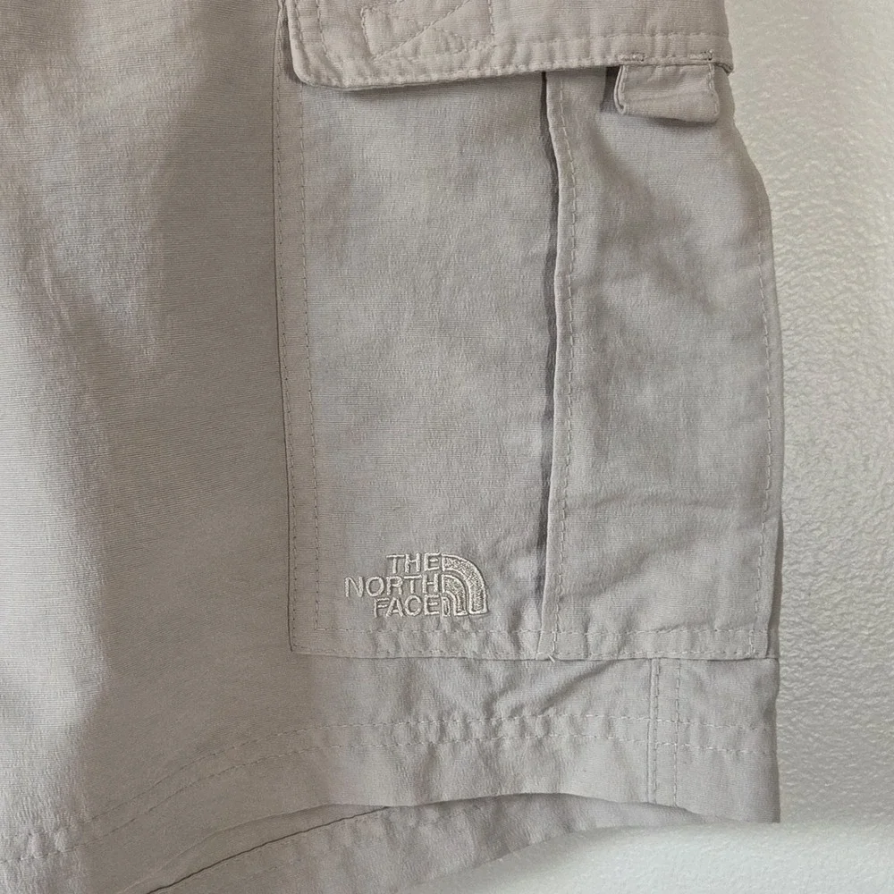 The North Face Men's Paramount Hiking Cargo Shorts Khaki Beige Nylon Trail Sz 36